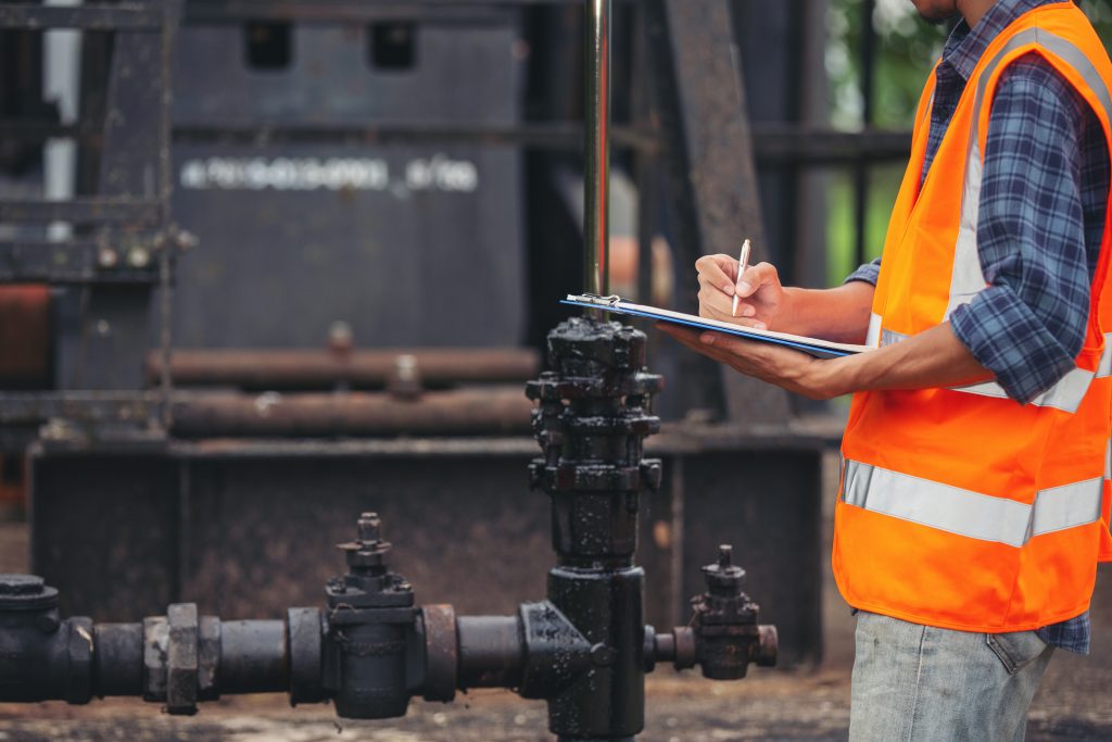 Colectare deseuri periculoase generate de industria petrolieră 3 prevenire poluare deseuri